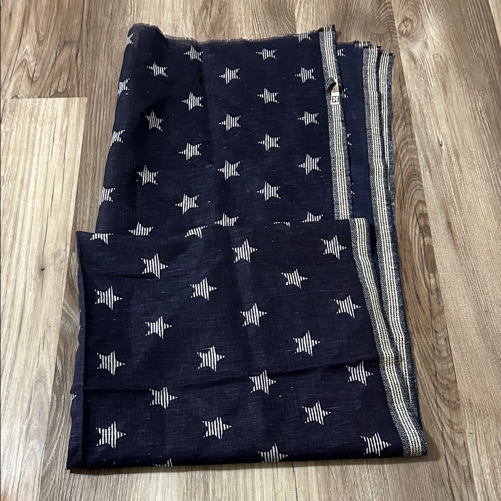 Inoui Paris Navy Blue Star Scarf